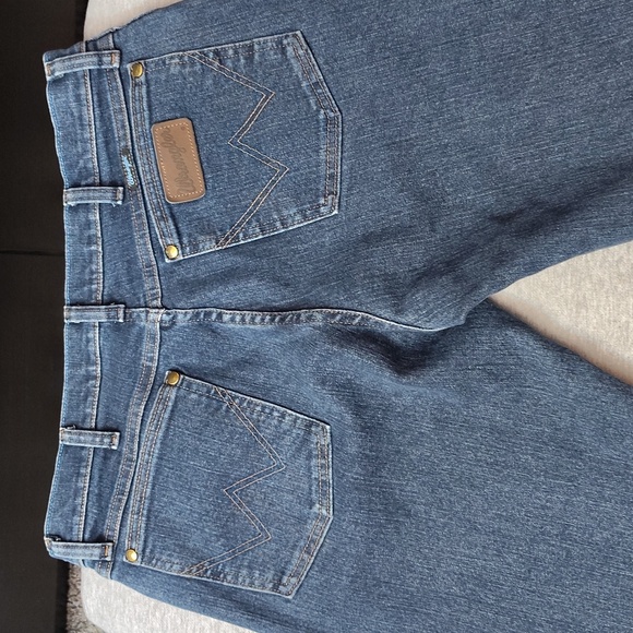 WRANGLER- MENS PREMIUM PERFORMANCE COWBOY CUT 47 REGULAR FIT 33X30 JEANS 👖👖👖 - Picture 10 of 14